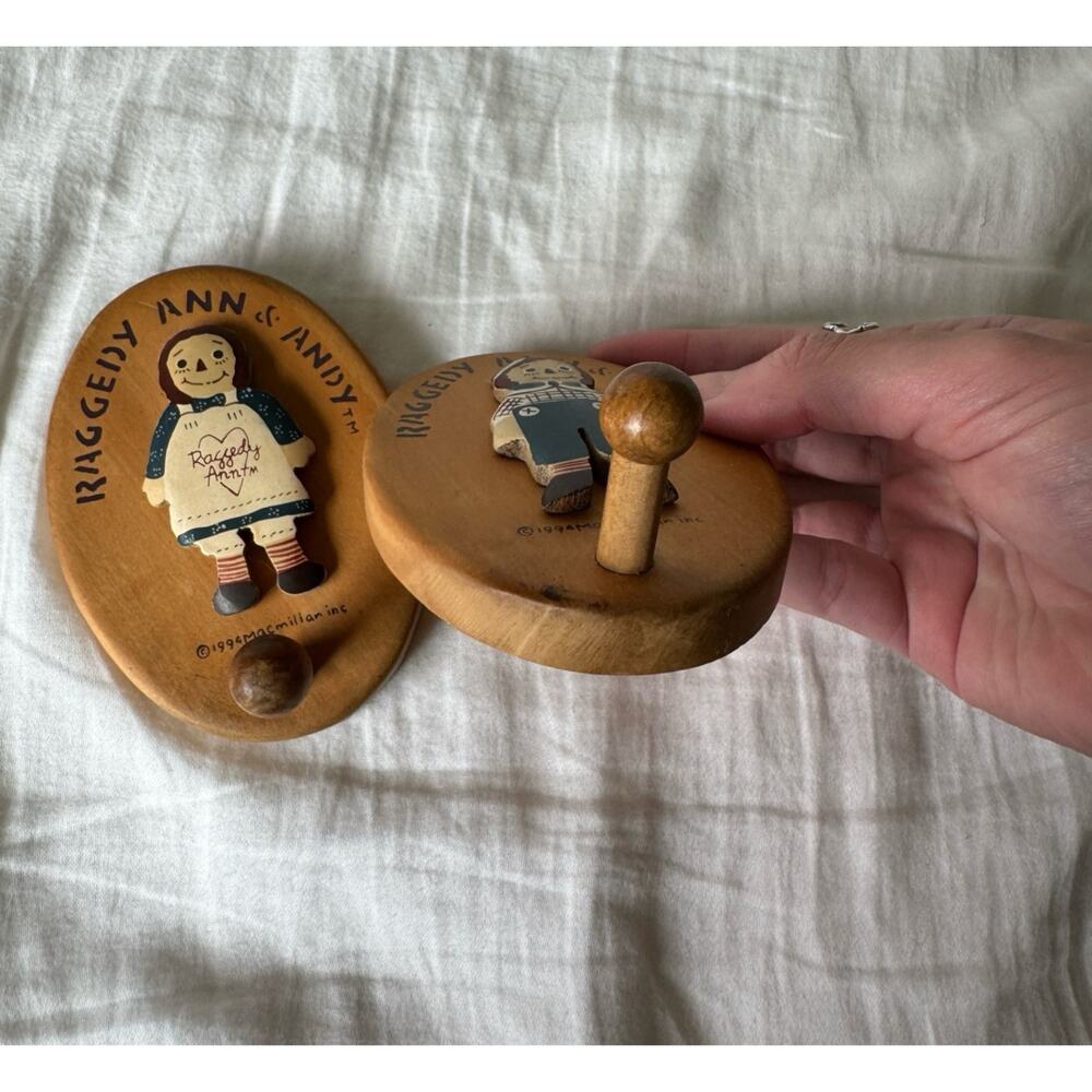 1994 Raggedy Ann & Andy Wood Wall Hooks Coat Rack Nursery Decor Set Nostalgia